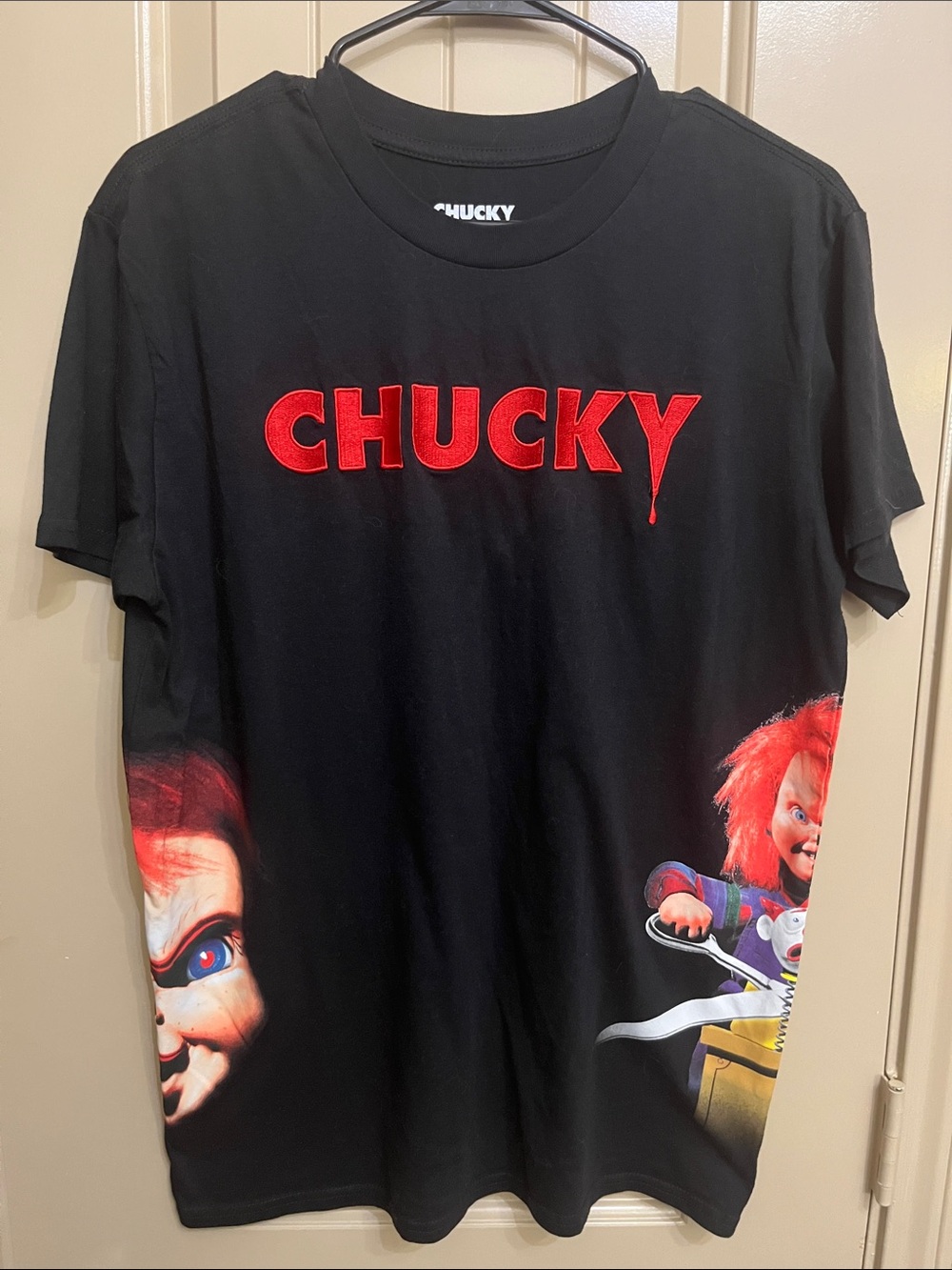Red Embroidered Chucky With Wrap Around Images Large Black Shirt